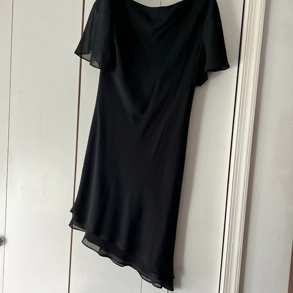 Excellent condition - Virgo Black Dress - Asymmetrical Hem - Size 10 - Picture 1 of 3